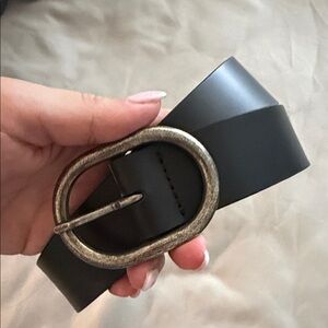 Levi's Black Belt-M- Silver Buckle